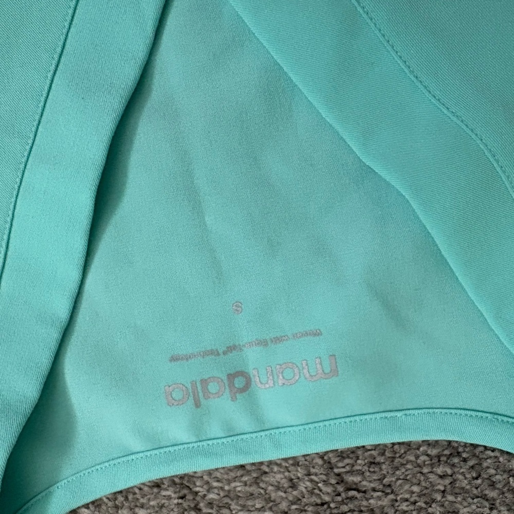 Mandala Scrub Set Mint Colored‎ Small Top Medium Bottoms - Picture 2 of 5